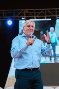 Siegfried Tomazsewski preaching in Rwanda